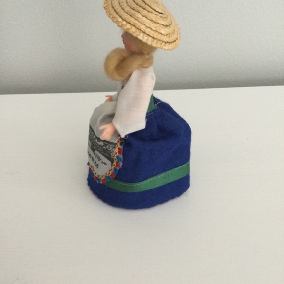 Vintage International Doll - Italy - Picture 2 of 7